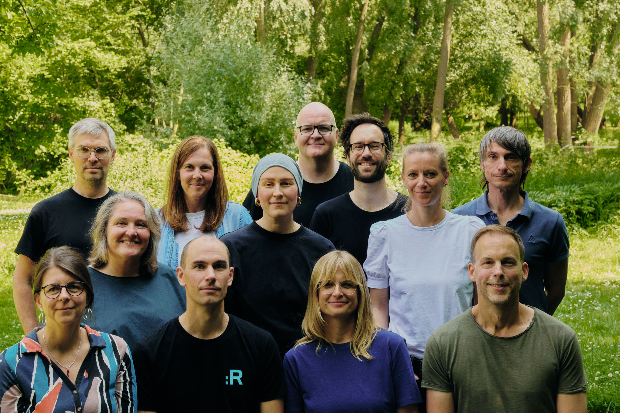 Die Köpfe der Mitarbeitenden von subject:RESOUL in der Natur